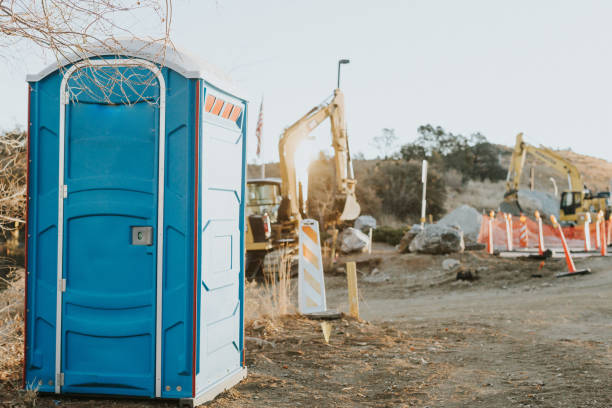 Best Portable restroom trailer rental  in Quincy, IL