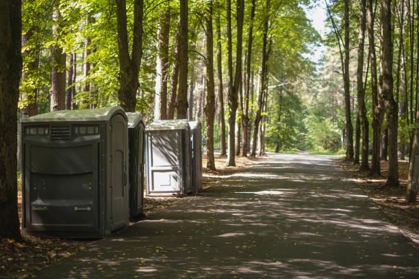 Best Portable restroom trailer rental  in Quincy, IL