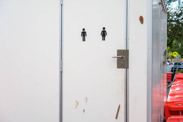 Best Portable restroom trailer rental  in Quincy, IL